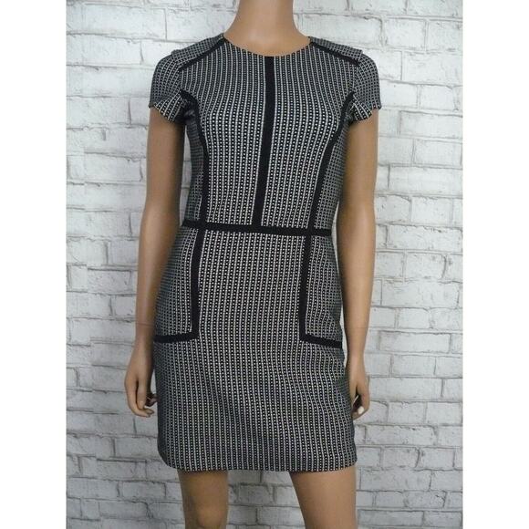 $253 Parker Black Ivory Jacquard Knit Dia Sheath Dress with Piping Small NWT - Picture 4 of 9